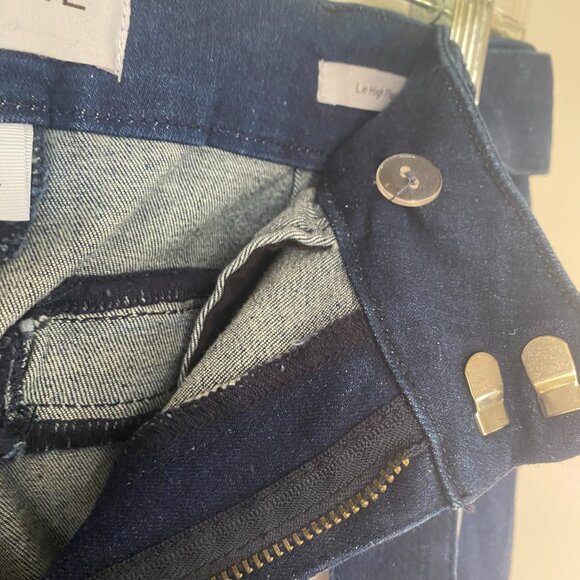 FRAME Le High Flare medium/dark wash jeans with D-ring belt - Picture 2 of 14